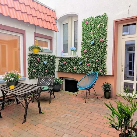 Uhlpartment - Im Herzen Von Lägenhet